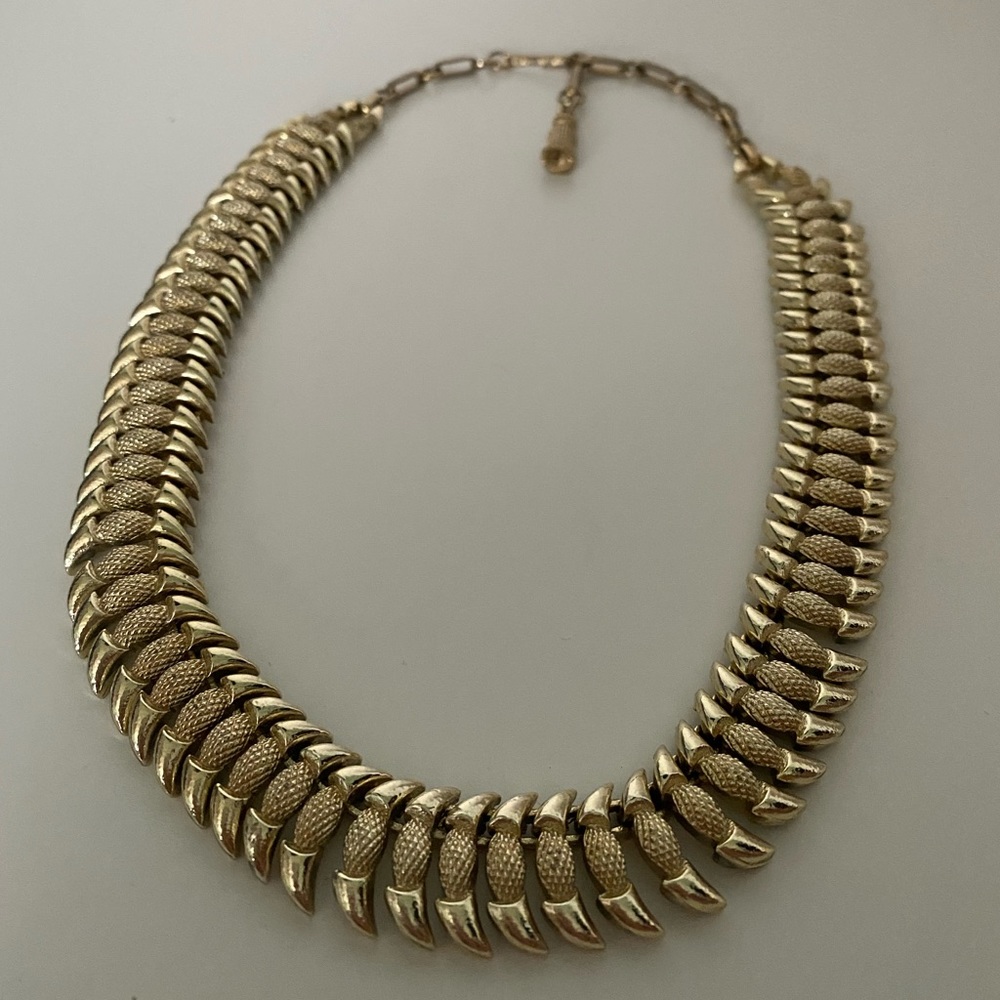 1940’s vintage Coro pegasus gold necklace